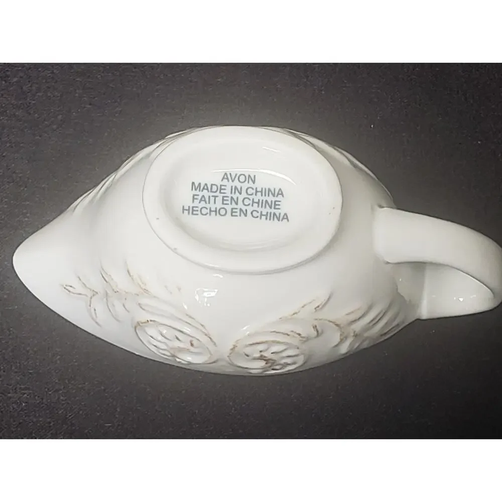 Avon Vintage Gravy Boat / Serving Bowl Dish with Scroll Design Kitchen Decor